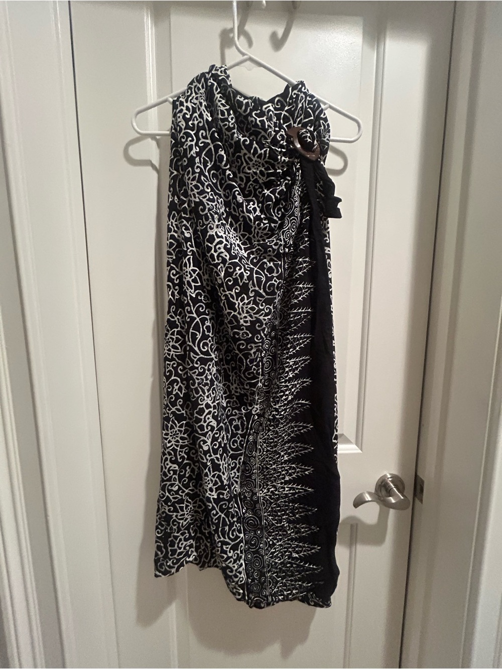 Black and White Printed Sarong Swim Cover with Wooden Clip